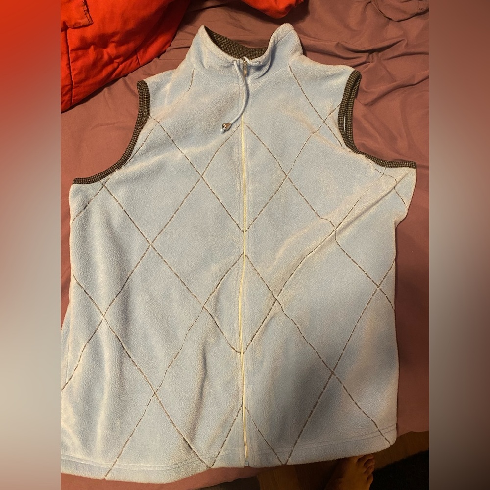 ALIA Fleece Vest